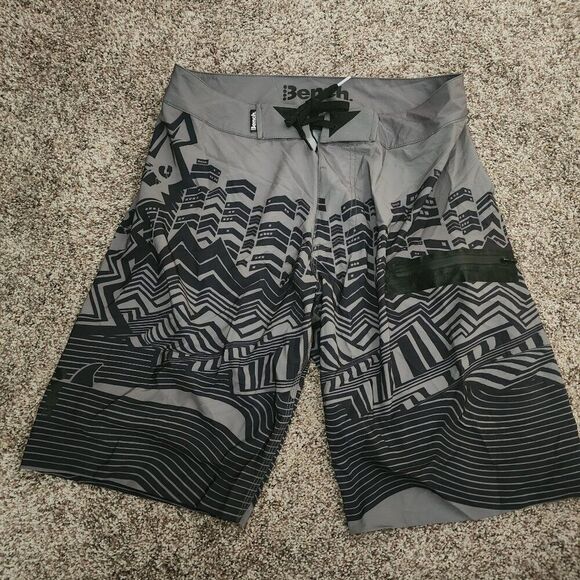 Bench Honolua Boardshort Grey Zipper Pocket Logo NWT - Picture 1 of 6